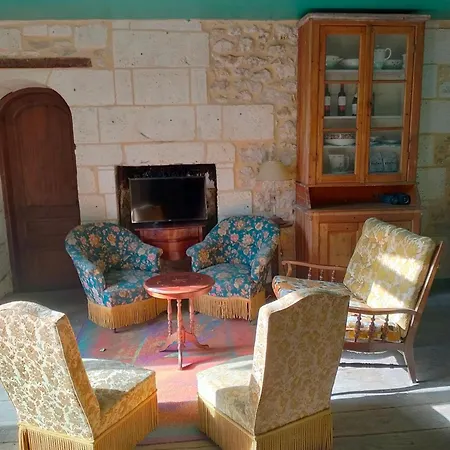 Bed & Breakfast L'oree Du Bois - Independante Vouzan
